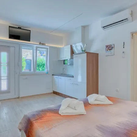 Light In Appartement