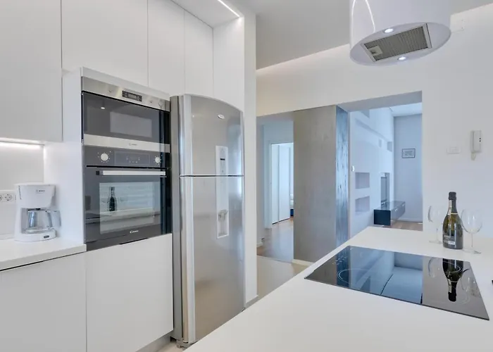 Light In Lägenhet Pula